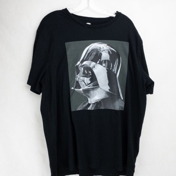 Old Navy Collectibles Star Wars Darth Vader Sz XXL - Picture 1 of 4